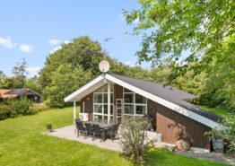 Schönes Ferienhaus mit Kamin, Sauna und Whirlpool. Kat. nr.:  20111, Sydskrænten 19;
