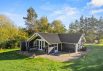 Feriestemning i Jegum Ferieland – hyggeligt sommerhus med brændeovn (billede 1)
