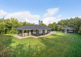 4-Sterne-Ferienhaus mit Whirlpool und Sauna in Jegum Ferieland