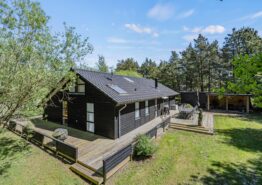 Stilfuldt feriehus til 6 personer i Jegum Ferieland. Kat. nr.:  20310, Blomstervangen 115;