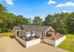 3+-Sterne-Ferienhaus mit Sauna und Whirlpool in Jegum Ferieland, 2 Hunde erlaubt. Kat. nr.:  20486, Blomstervangen 18;