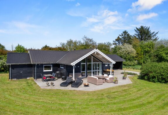 Ferienhaus mit Sauna und Whirlpool für 8 Personen + 1 Hund in Jegum Ferieland