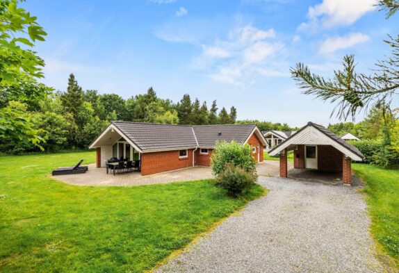 Skab varige minder i dette skønne sommerhus i Jegum Ferieland
