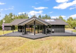 Ferienhaus für 6 Personen mit Sauna & Whirlpool, gelegen in Houstrup