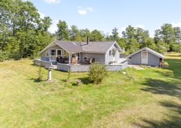 Hyggelig og afslappet ferie med egen sauna og brændeovn. Kat. nr.:  30022, Fyrrekrogen 6;