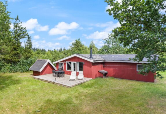 Skønt sommerhus med sauna og spa i idylliske omgivelser