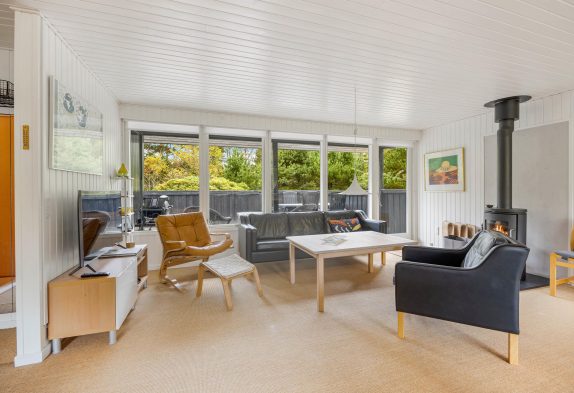Klassisches Ferienhaus für 4 Personen mit Sandkasten und verschiedenen Terrassen