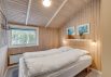 Dejligt beliggende velholdt feriehus med udendørs spa (billede 12)