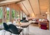 Idyllisk træsommerhus med 3 terrasser og masser af hygge (billede 7)