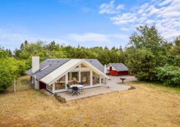 Hyggeligt sommerhus til 5 personer i Houstrup. Kat. nr.:  30259, Engvejen 20;