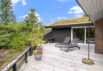 Indbydende træsommerhus med 3 terrasser og sauna (billede 20)
