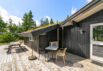 Indbydende træsommerhus med 3 terrasser og sauna (billede 25)