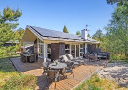 Sommerhus med sauna i naturskønne Houstrup