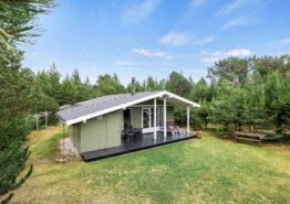 Gemütliches Holzhaus in mitten der Natur