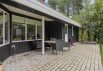 Lyst og hyggeligt sommerhus med stor græsplæne (billede 23)