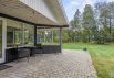 Lyst og hyggeligt sommerhus med stor græsplæne (billede 25)