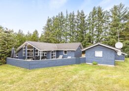 Hyggeligt sommerhus med sauna og spa. Kat. nr.:  30428, Fyrrekrogen 24;