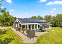 Poolhus med spa og sauna til hele familien. Kat. nr.:  30436, Skovvang 20;