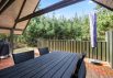 Hyggeligt stråtækt feriehus med gode terrasseforhold (billede 22)