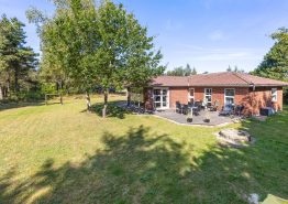 Familievenligt sommerhus til 6 personer i Houstrup