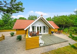Ægte sommerhusferie i ugenerede omgivelser
