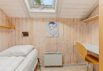 Klassisk træsommerhus med sauna og stor terrasse (billede 19)