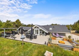 Helles Ferienhaus mit schönem Außenbereich in Houstrup