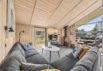 Klassisches Ferienhaus mit Kamin inmitten grüner Natur (Bild  4)