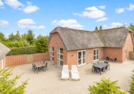 Stilfuldt og moderne feriehus med brændeovn. Kat. nr.:  30576, Søndervang 16;