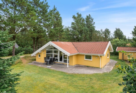 Klassisches Ferienhaus für 6 Personen mit Kaminofen in Houstrup