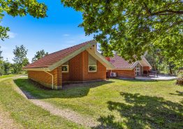 Fredeligt beliggende ikke-ryger hus med sauna og spabad