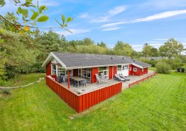 Skab uforglemmelige ferieoplevelser i Houstrup. Kat. nr.:  30695, Skovvang 24;