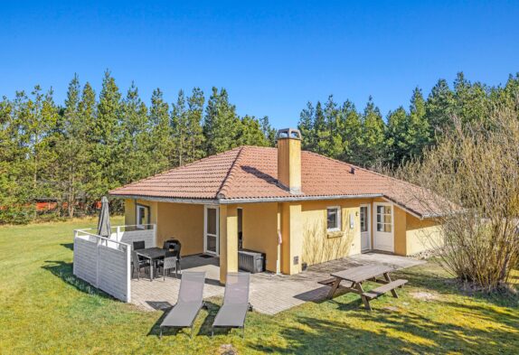 Klassisches Ferienhaus für 6 Personen + 2 Hunde in Houstrup