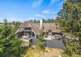 Stråtækt sommerhus med spa og sauna. Kat. nr.:  30904, Jeppesvej 116;