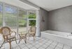 Moderne sommerhus med sauna og spa i idyllisk natur (billede 20)