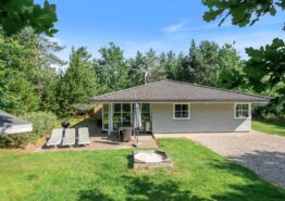 Moderne sommerhus med sauna og spa for hele familien