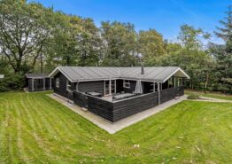 4-Sterne-Ferienhaus für 6 Personen mit Whirlpool, Infrarot-Sauna und Shelter. Kat. nr.:  35551, Hejrevænget 23