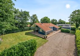 Sommerhus med sauna og brændeovn – Bork Havn. Kat. nr.:  35713, Horsfold 128