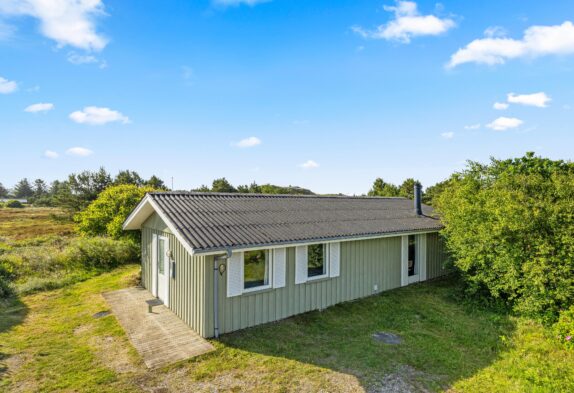 Klassisk feriehus med sauna og lukket terrasse