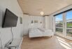 Centralbeliggende lyst sommerhus kun 200 meter fra havet (billede 17)