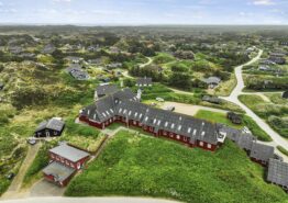 Ferielejlighed med panoramaudsigt – 300 meter fra stranden