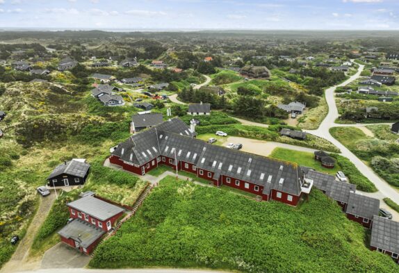 Ferielejlighed med panoramaudsigt – 300 meter fra stranden