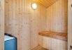 Stilfuldt aktivitetshus i Henne Strand med billard, sauna og spabad (billede 23)