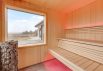 Moderne aktivitetshus i Henne Strand med udendørs spa og sauna (billede 42)