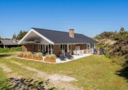 Gemütliches Ferienhaus in Henne Strand, ideal für bis zu 4 Personen