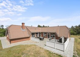 Tolles Aktivitätshaus – mit Aussenspa – in ruhiger Umgebung