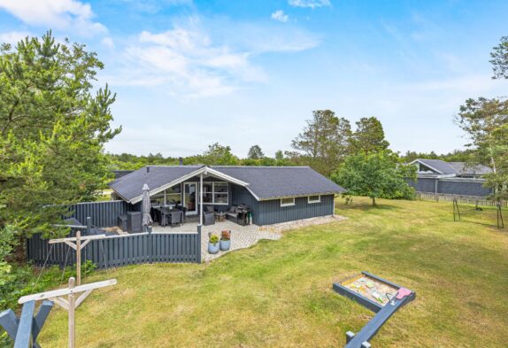 Charmantes Ferienhaus mit Sauna und Whirlpool in schöner Natur