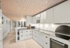 Hyggeligt poolhus for hele familien med stor terrasse (billede 12)