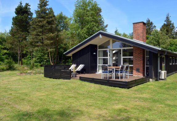 Herligt feriehus i Henneby med sauna og spabad