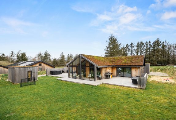 5-stjernet aktivitetshus fra 2021 med udespa og udesauna